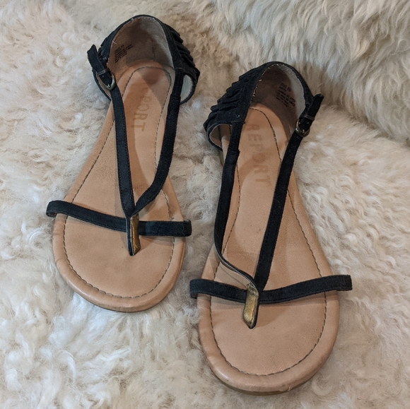 Ruffle Heel Sandals - Picture 2 of 3